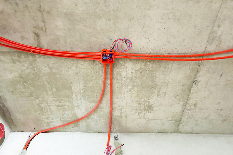 穿線管被水泥堵住怎么疏通？